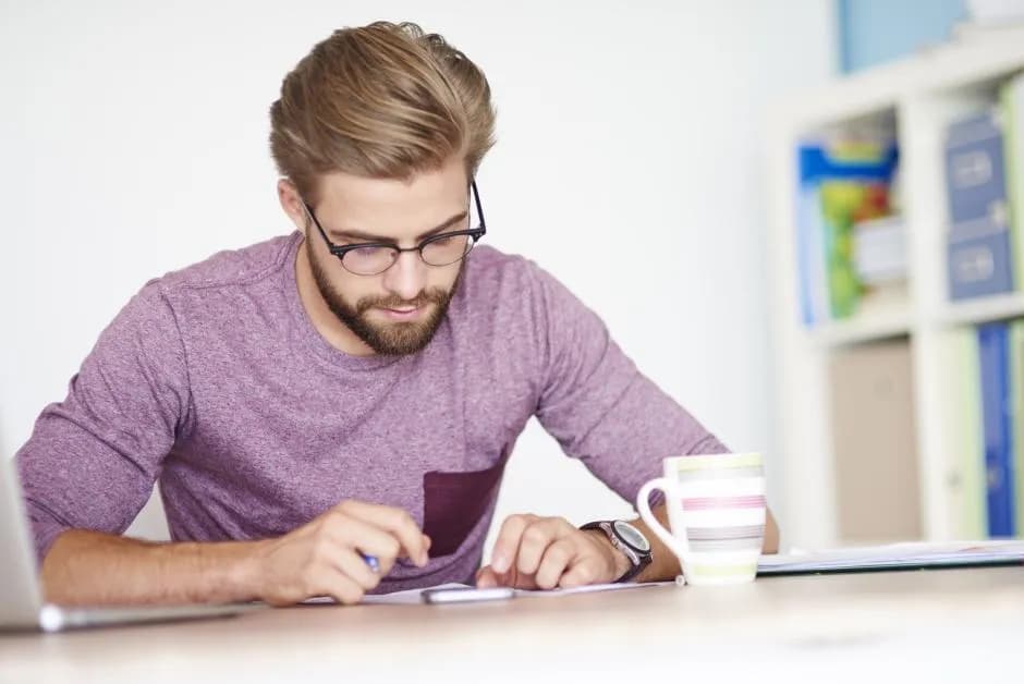 Na czym polega staż i jakie korzyści może przynieść?